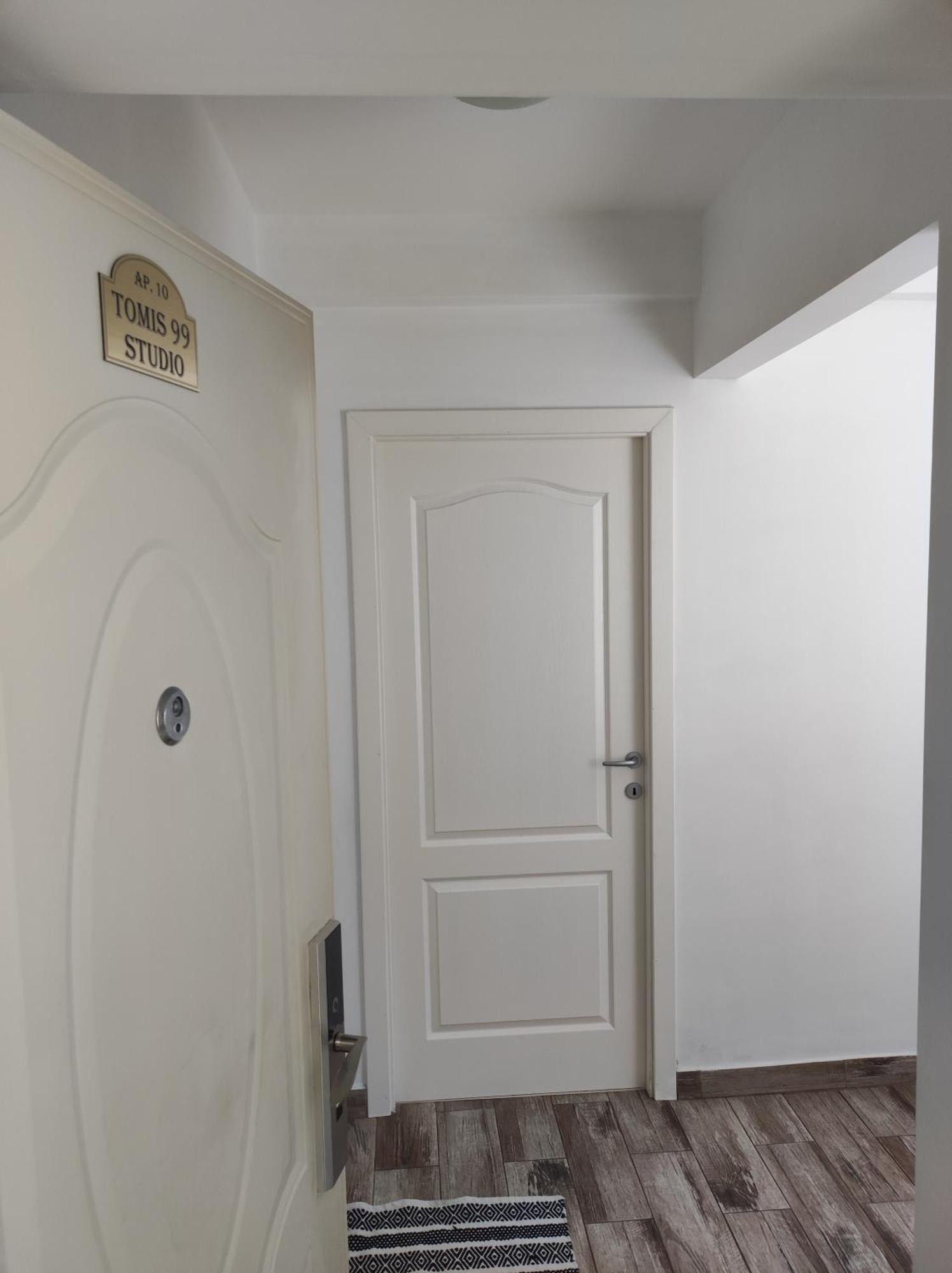 Tomis 99 Apart Constanta Luaran gambar